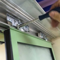 התקנת דלת הזזה